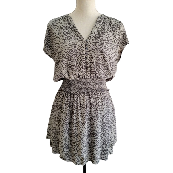 Rails Karla Crepe Smocked Animal Print Mini Dress in Olive Lynx Size S‎ - Picture 1 of 14